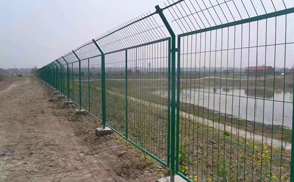 框架护栏网应用案例