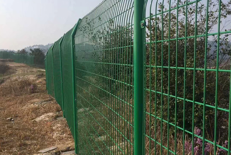 双边丝护栏网